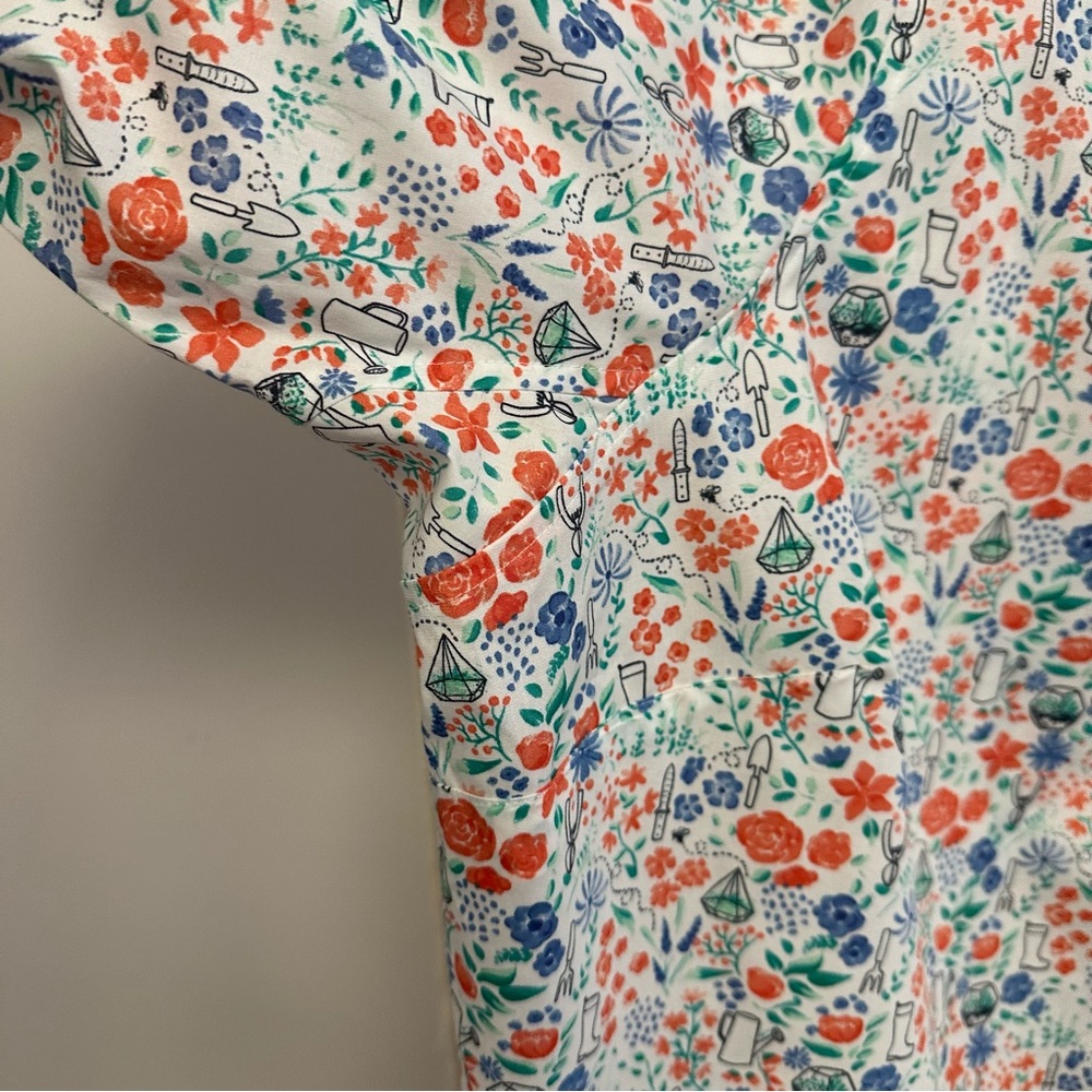 Duluth Trading Co garden button down shirt - Picture 7 of 8